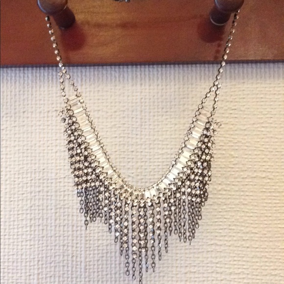 Glam bling necklace - Picture 3 of 11